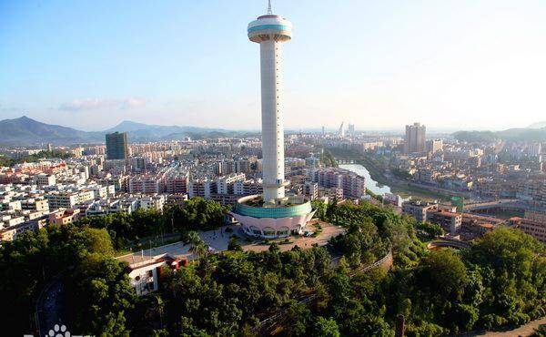 广东江门有一个县,人口95万,素有第一侨乡之美誉