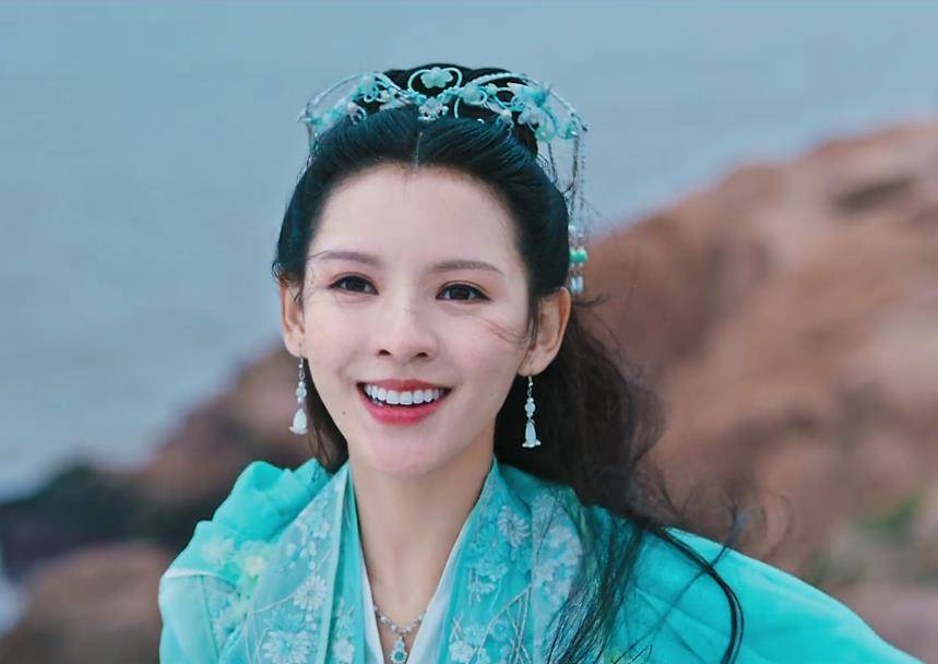 《海大鱼》定档,张予曦韩栋再携手,这是彻底转战网大