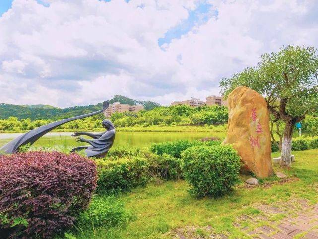 广东省华立技师学院生活欣赏镜头下华立的美