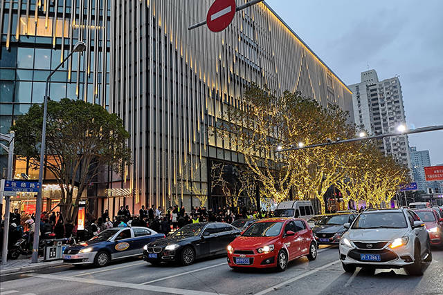 流光溢彩外立面剧院式商场设计华润时代广场如美丽剧院