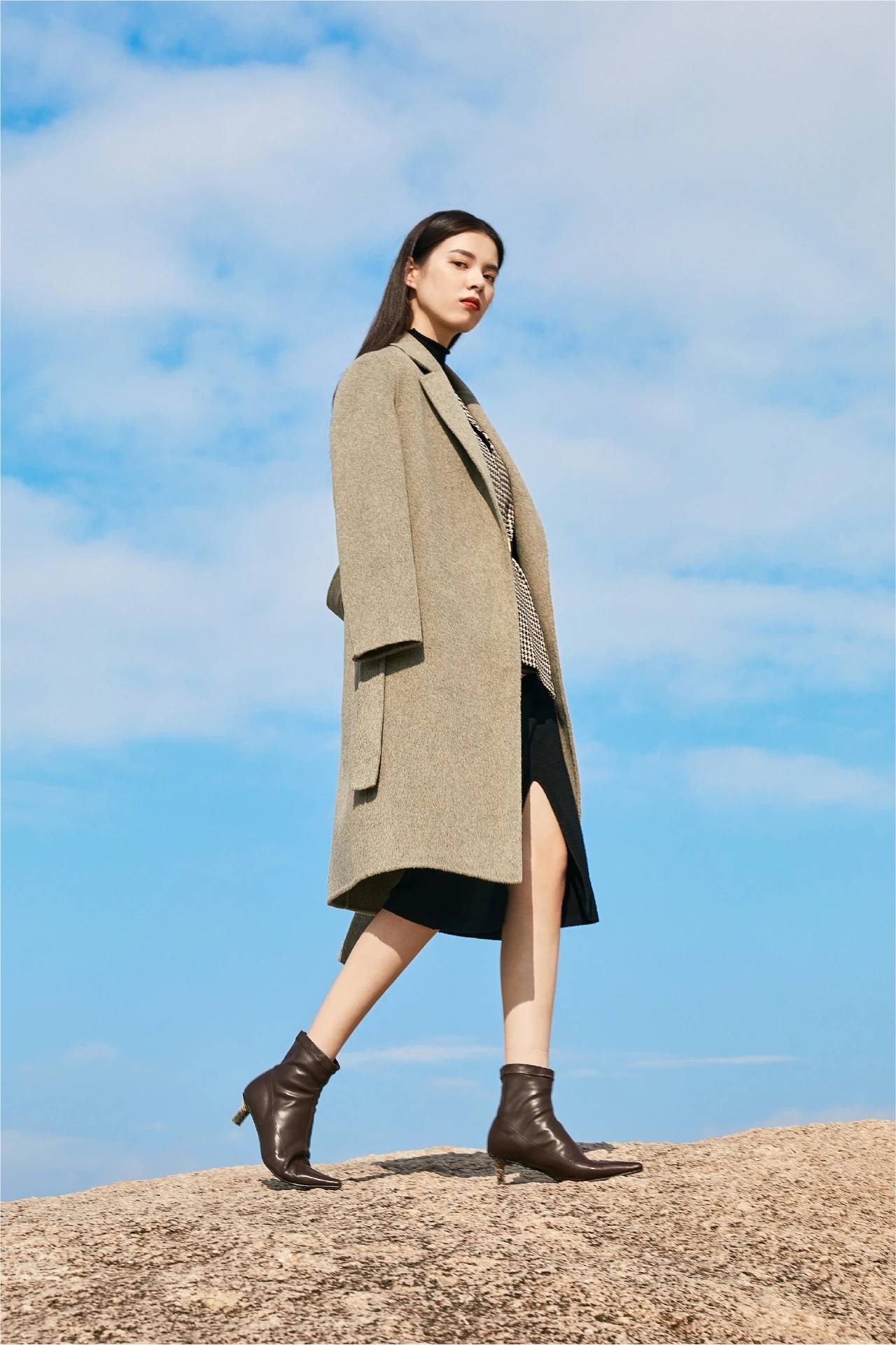 疫情之下女装巨头麦寻爱依服样儿女装凭什么火爆全国