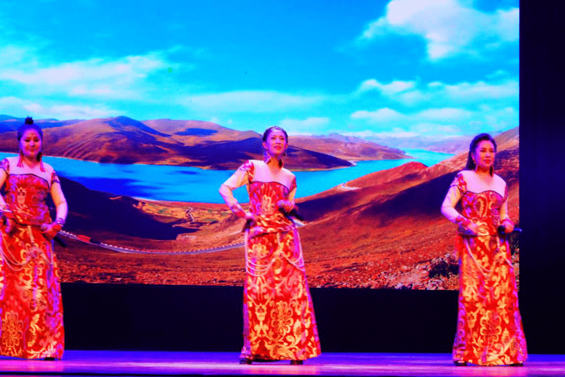 藏风乐舞盛世华章西藏琼结专场惠民演出在襄阳隆重上演