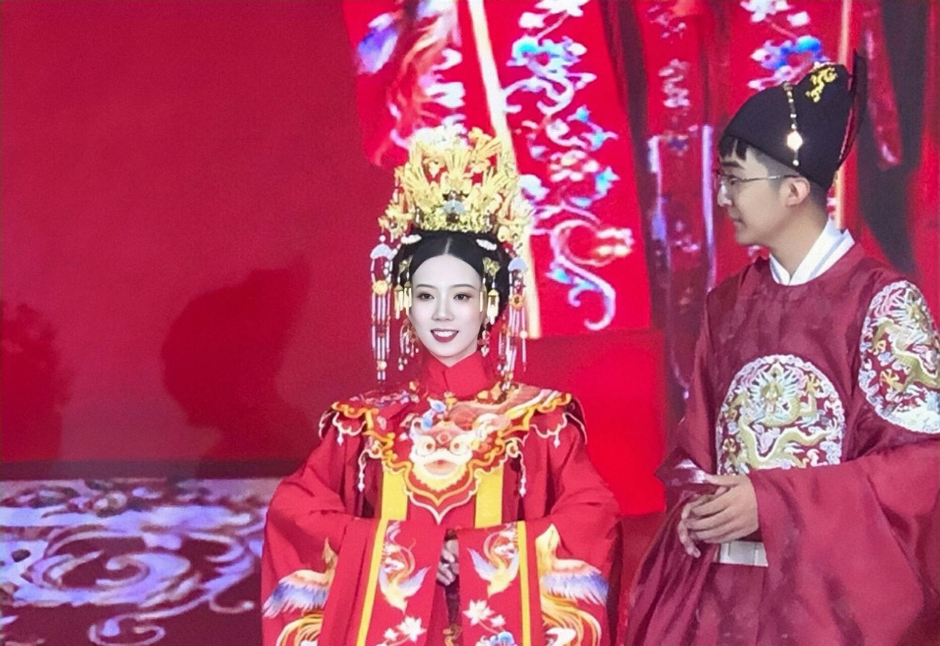 不倒翁小姐姐皮卡晨结婚啦新郎官我保护你你保护大唐文化