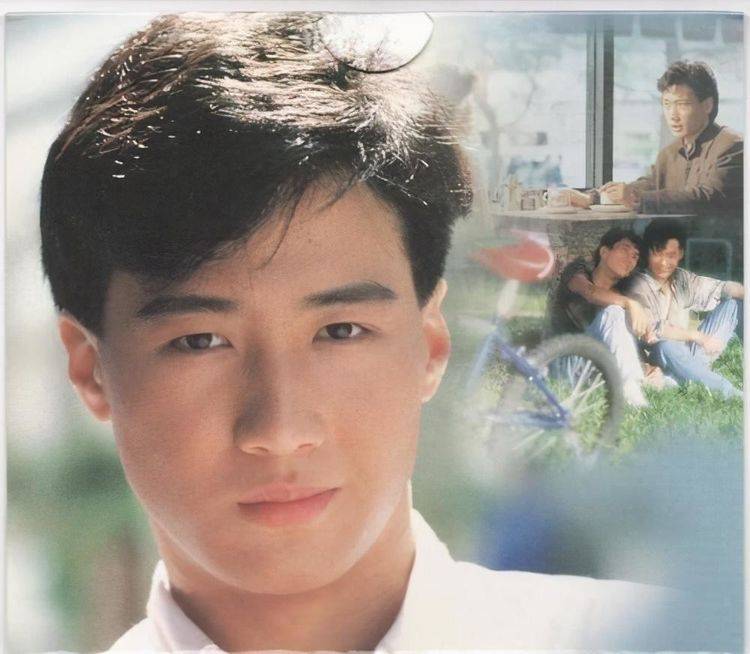 嫁过吕良伟,爱过黎明,53岁周海媚晒爱狗被催生回"与你何干"