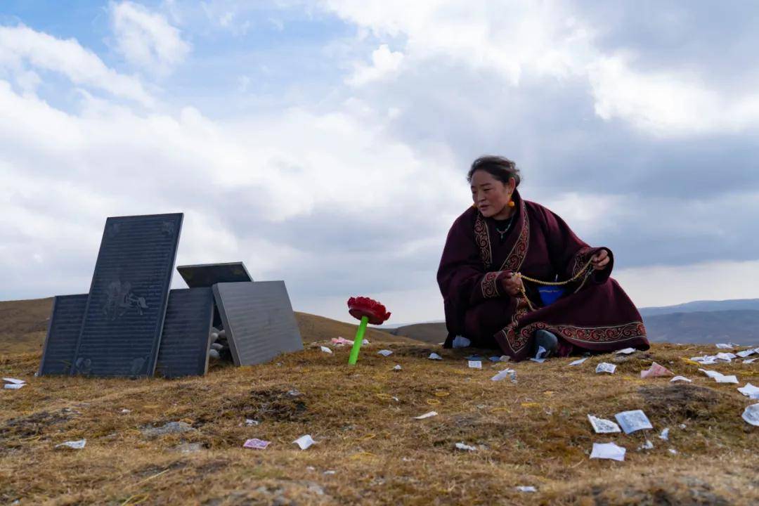 扎西卓玛是家里唯一的孩子.