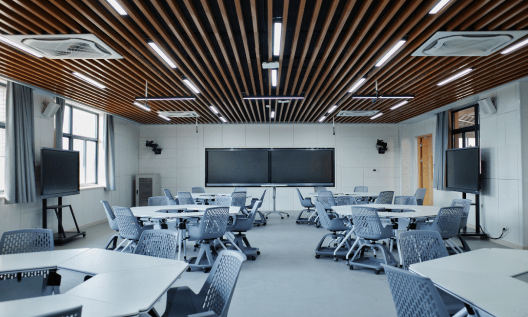 长安大学 | 打造"智,轻,全,通"的新型一体化智慧教学_手机搜狐网