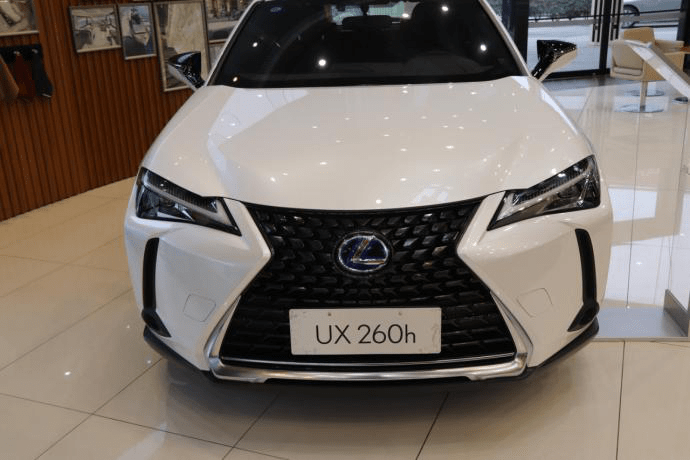 雷克萨斯ux260h家里第二辆车的明智之选