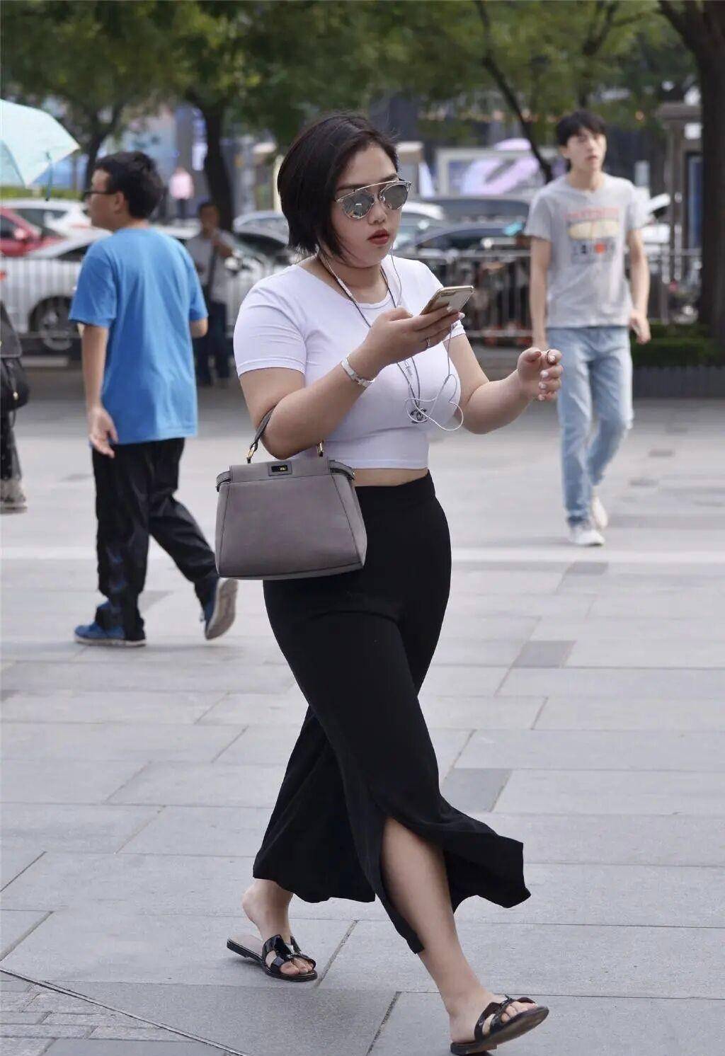 五大三粗的女孩别抱侥幸心理这样穿会让你后悔莫及