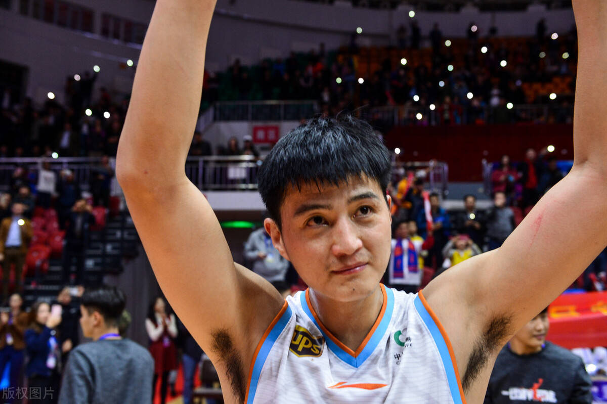 北控惨遭狂屠26分!巨大分差逼得马帅没辙,俞长栋表现让人揪心