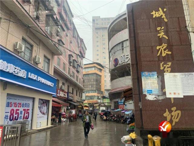 热点追踪花垣城区是否停车难一线调查来了