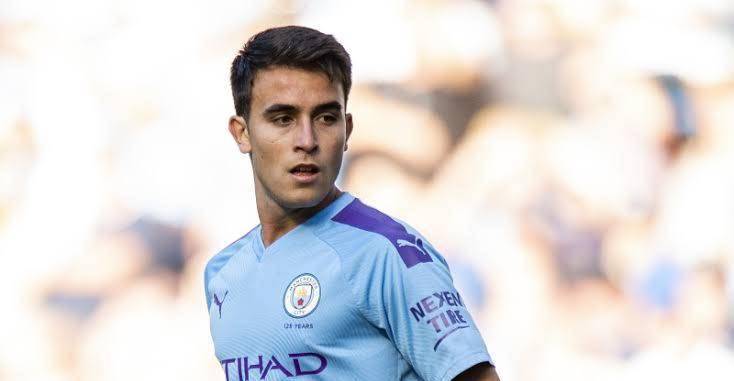 不放弃爆巴萨计划冬窗继续求购曼城19岁中卫加西亚