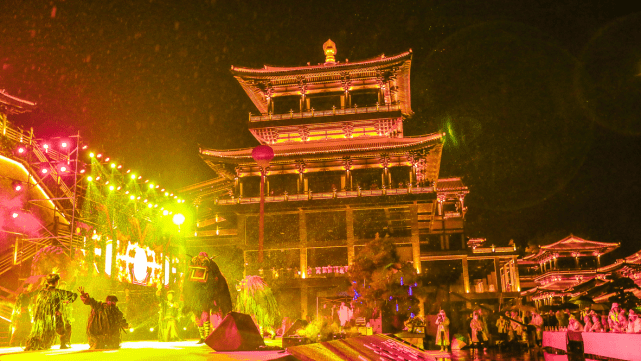 江浙沪的大唐不夜城衢州龙游红木小镇的夜景名不虚传