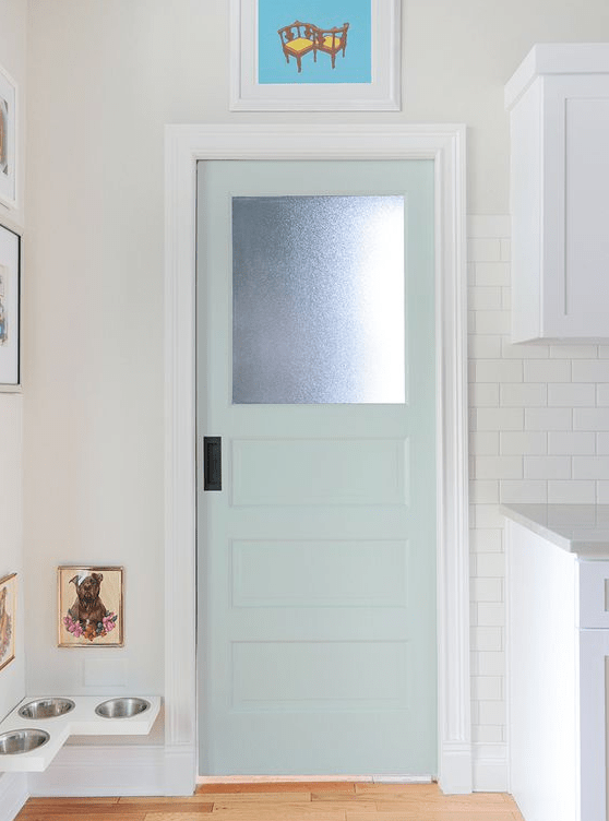 若想着卧室门也想装成这种门,又考虑到私密性的话,那把玻璃做成磨砂的