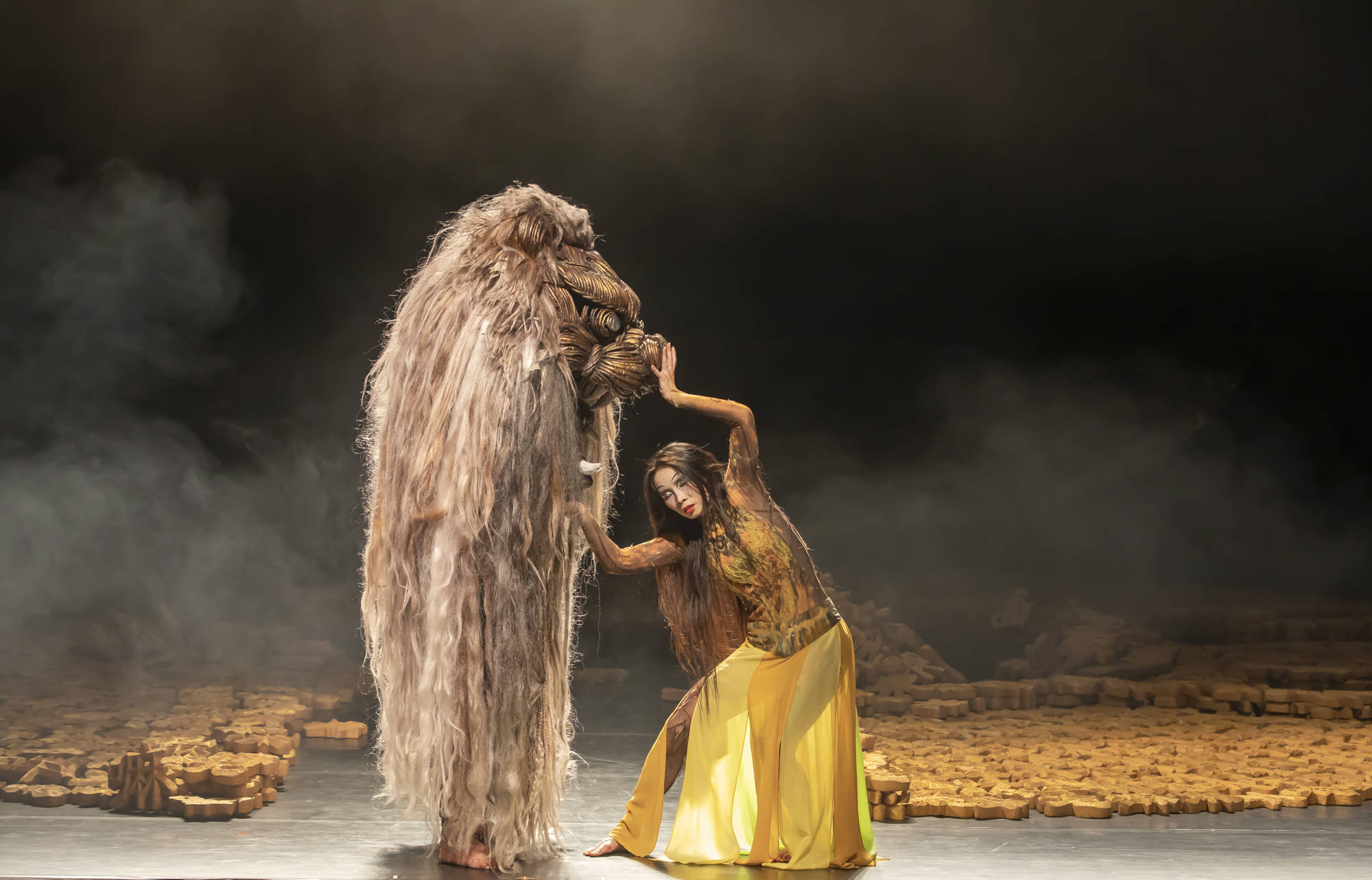 现代舞剧春之祭登陆滨州保利大剧院给市民带来一场精彩的舞蹈盛宴