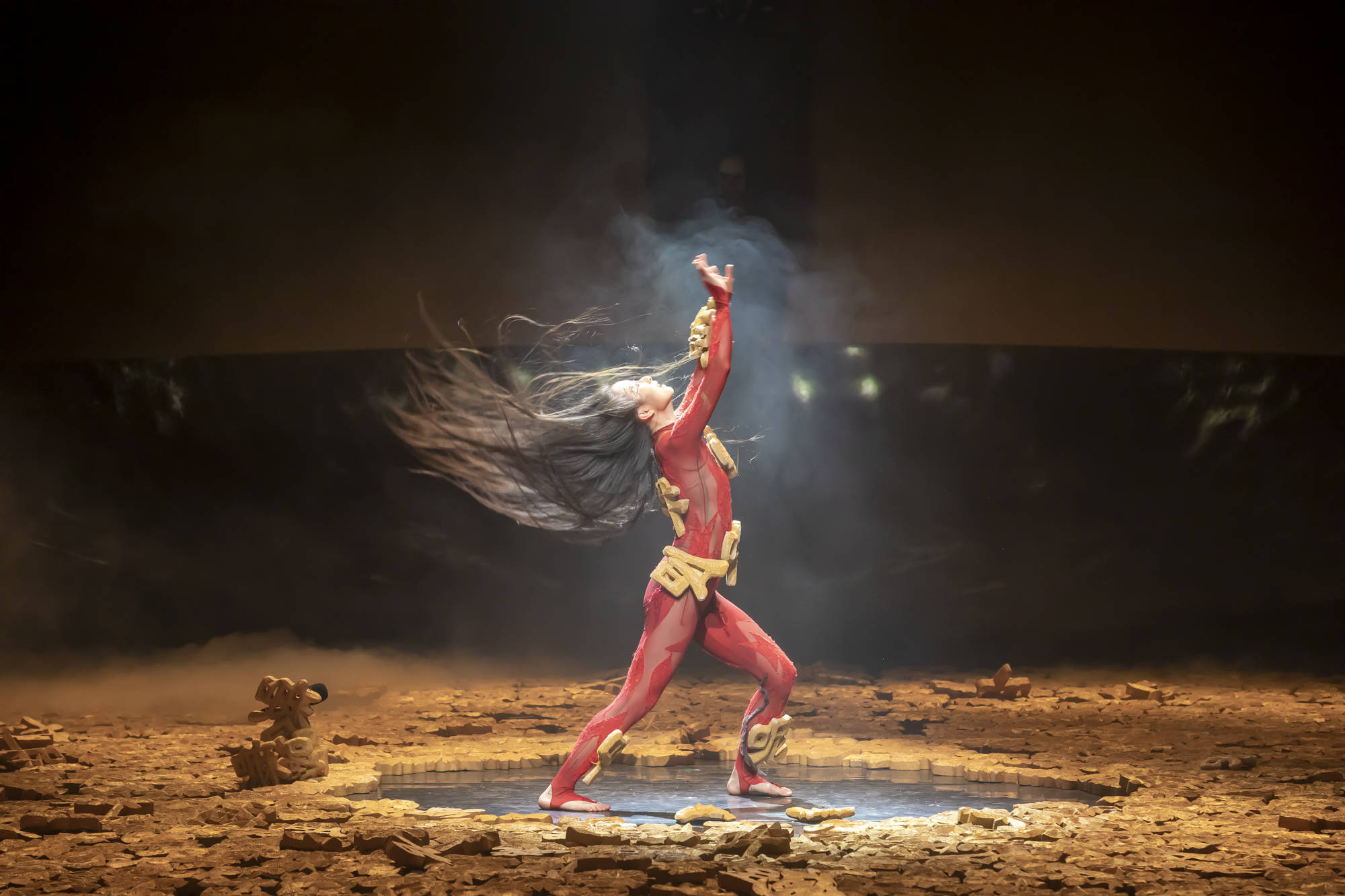 现代舞剧春之祭登陆滨州保利大剧院给市民带来一场精彩的舞蹈盛宴