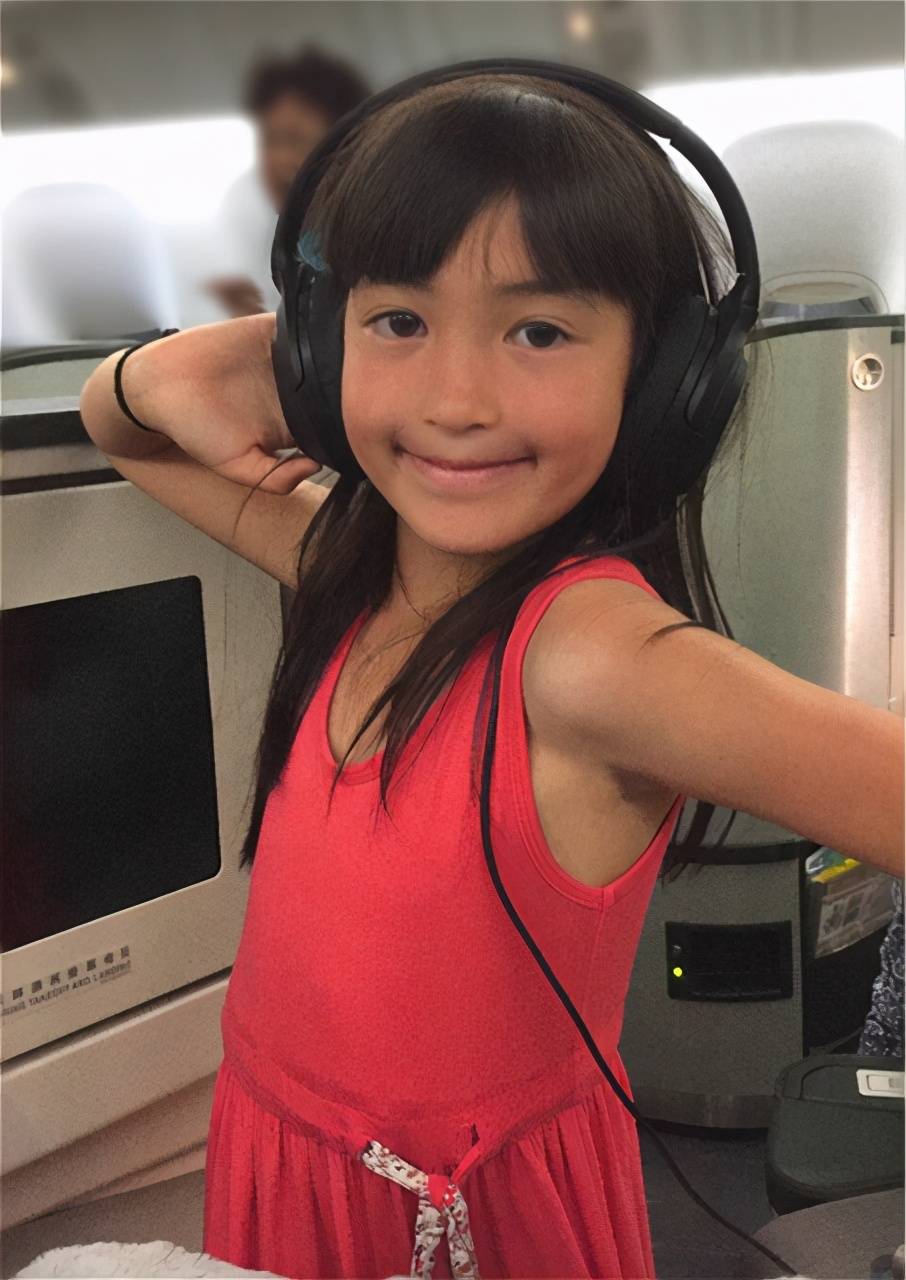 《爸爸去哪儿》最美混血童星,如今变化好大,难道夏天长残了?