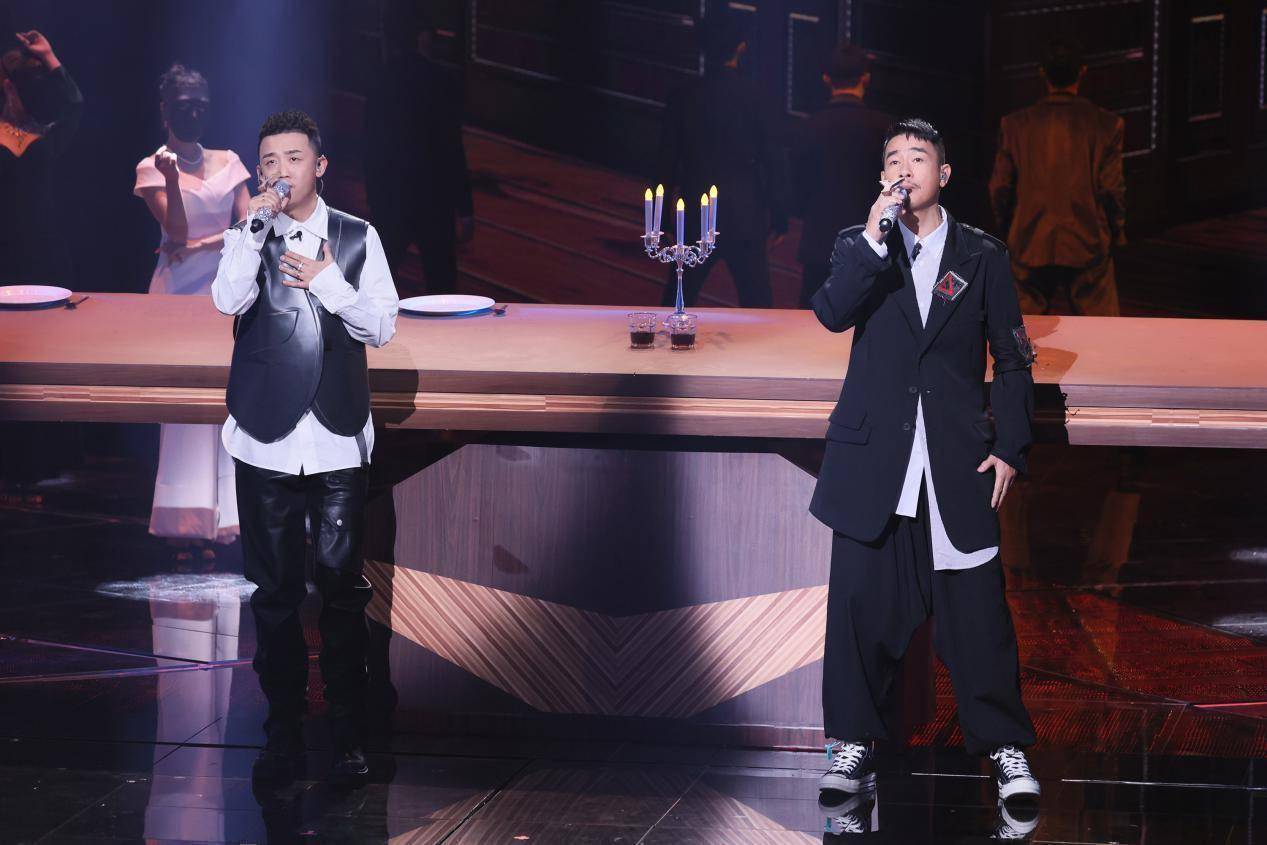 gai周延陈小春合唱二连显霸气精神小伙组合火花十足