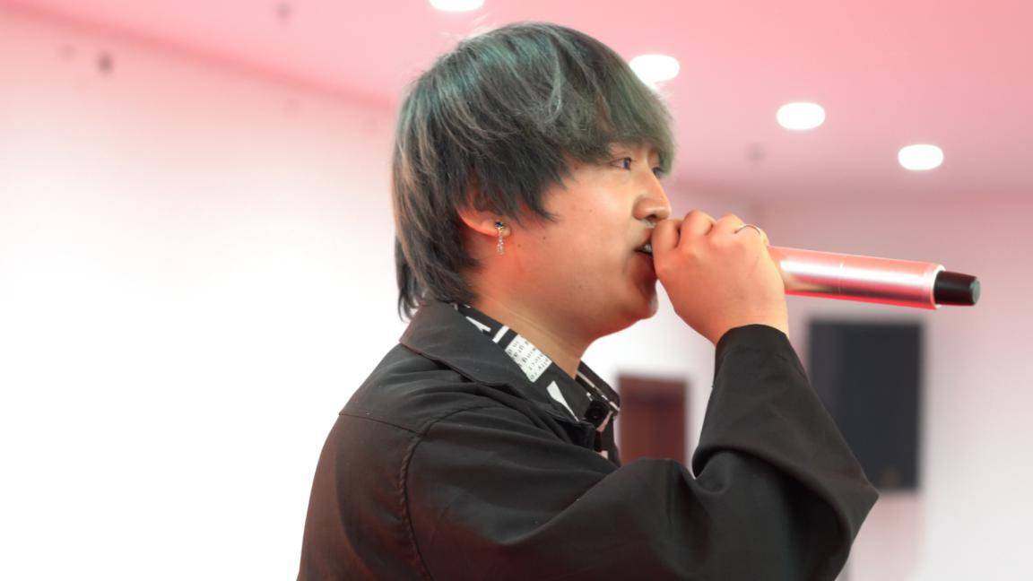 反串艺人九儿演唱《新贵妃醉酒》,《卷珠帘》中国猫王胡晓鸿演唱