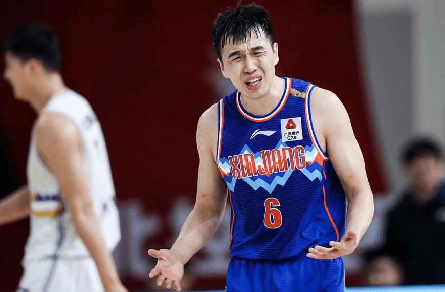 原创新疆男篮人员调整功勋老臣正式离队告别cba赛场