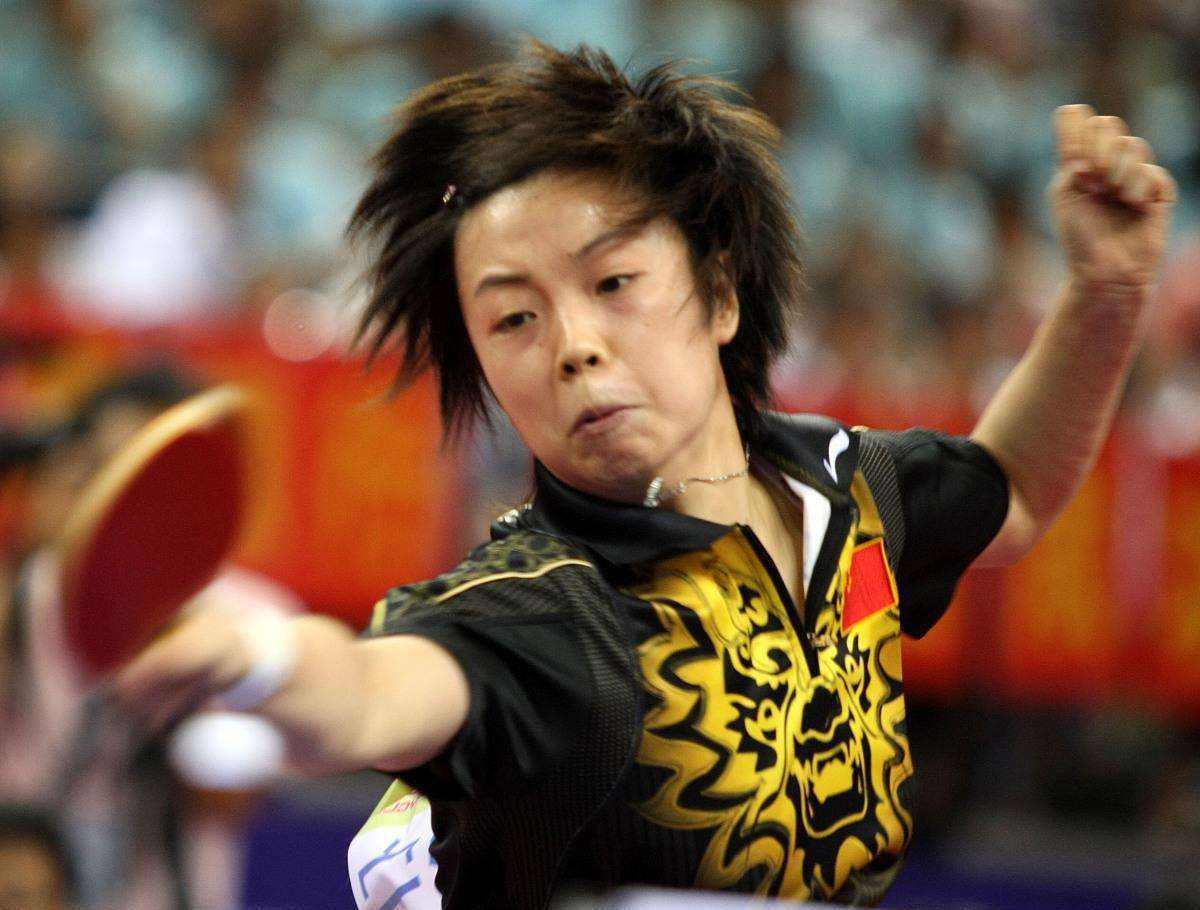 张怡宁最残忍的一场比赛,全程冷漠打对手11比0!看到对方国旗秒懂