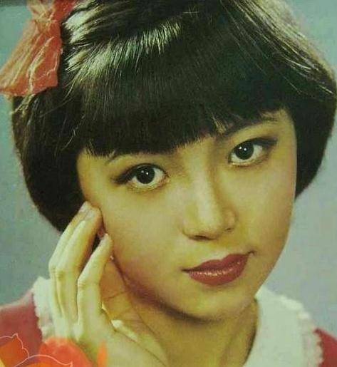 八十年代歌手程琳图片图片