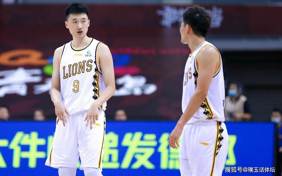 浙江广厦惨遭18分逆转!16分钟无得分,太子爷真给老爸丢脸了_李京龙
