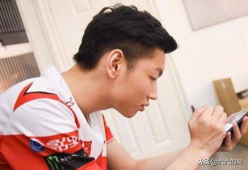 lol草粉怪有哪些人(lol谁最喜欢草粉呢)插图