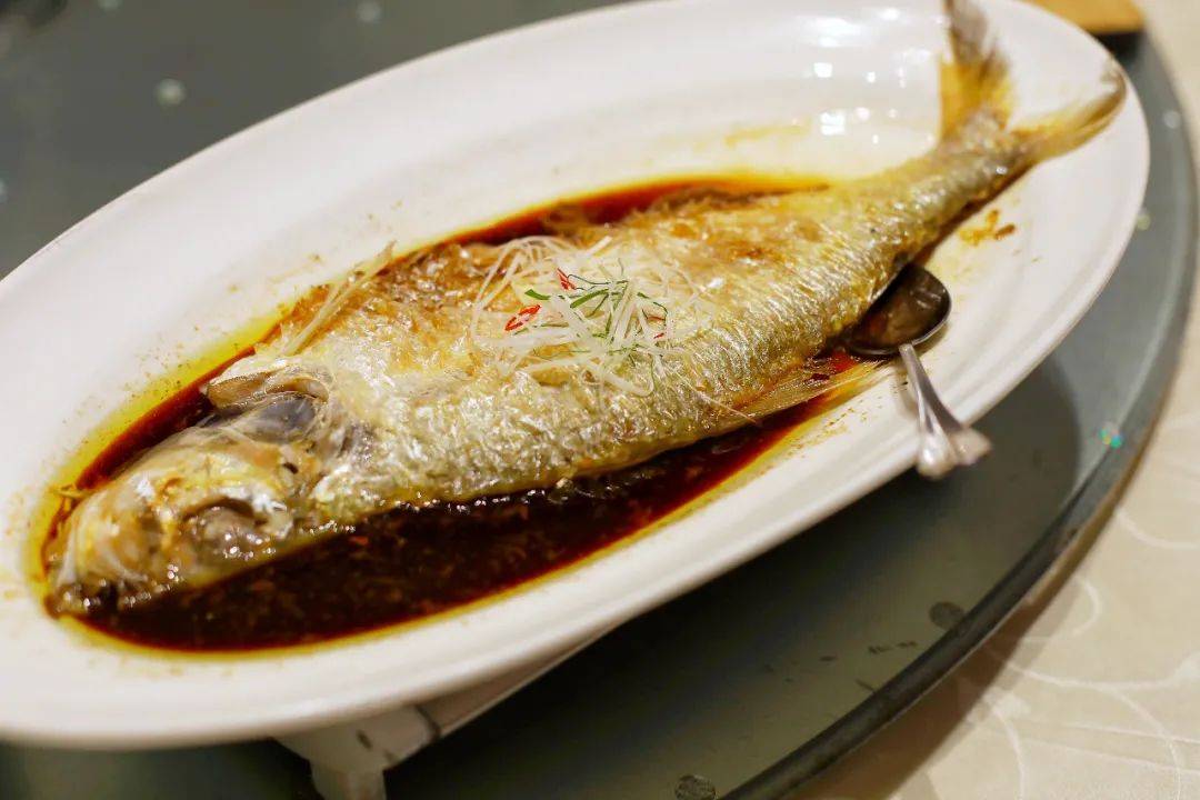 藏在靖江的宝藏餐厅,为了这份红汤鲞鱼,也值得专程去一次