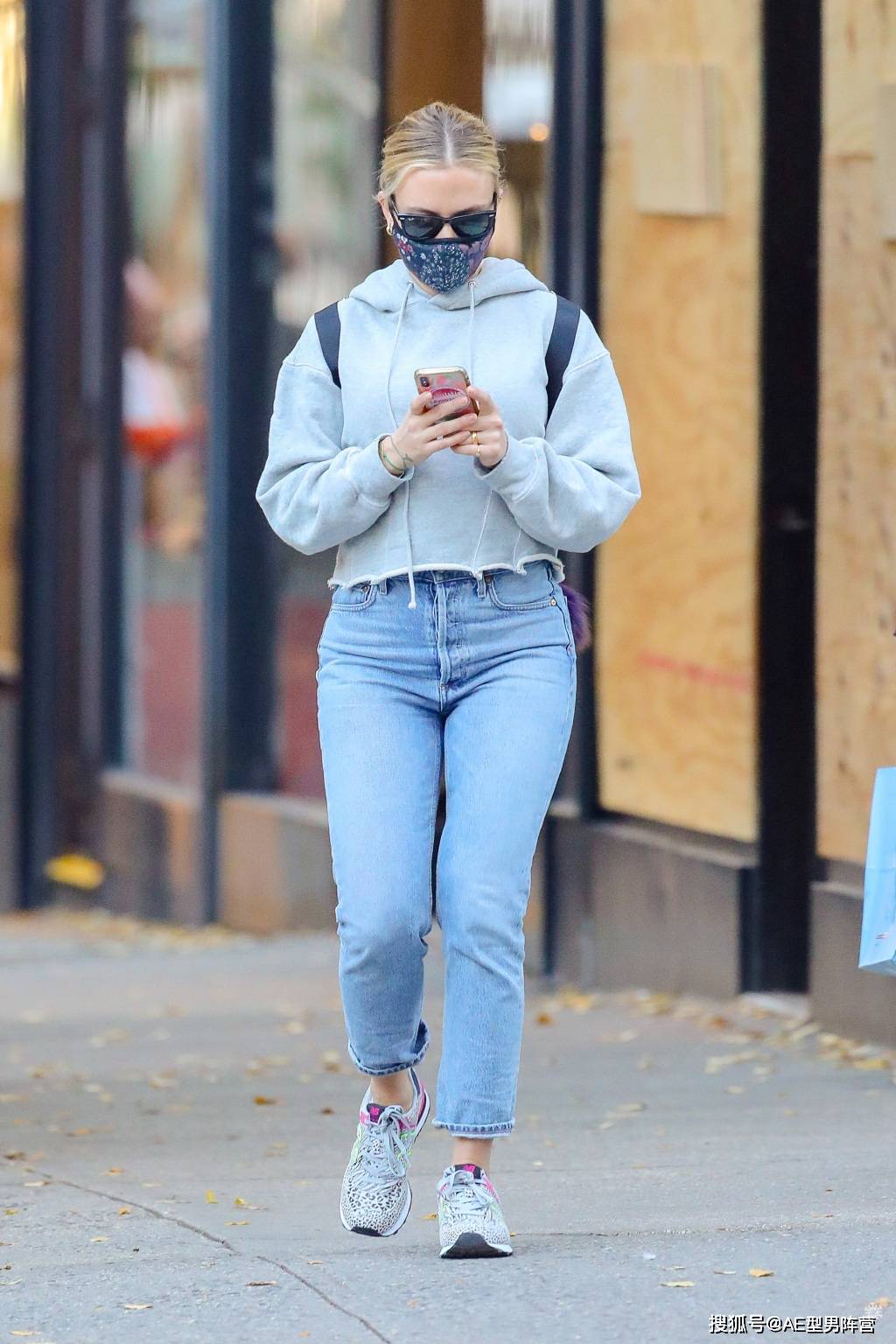 36岁"寡姐"斯嘉丽·约翰逊出街照!婚后首次亮相,身材瘦回来了