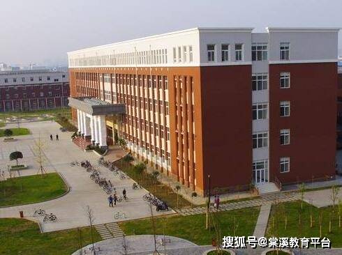 成都中专招生新动态：多元选择，助力学子未来
