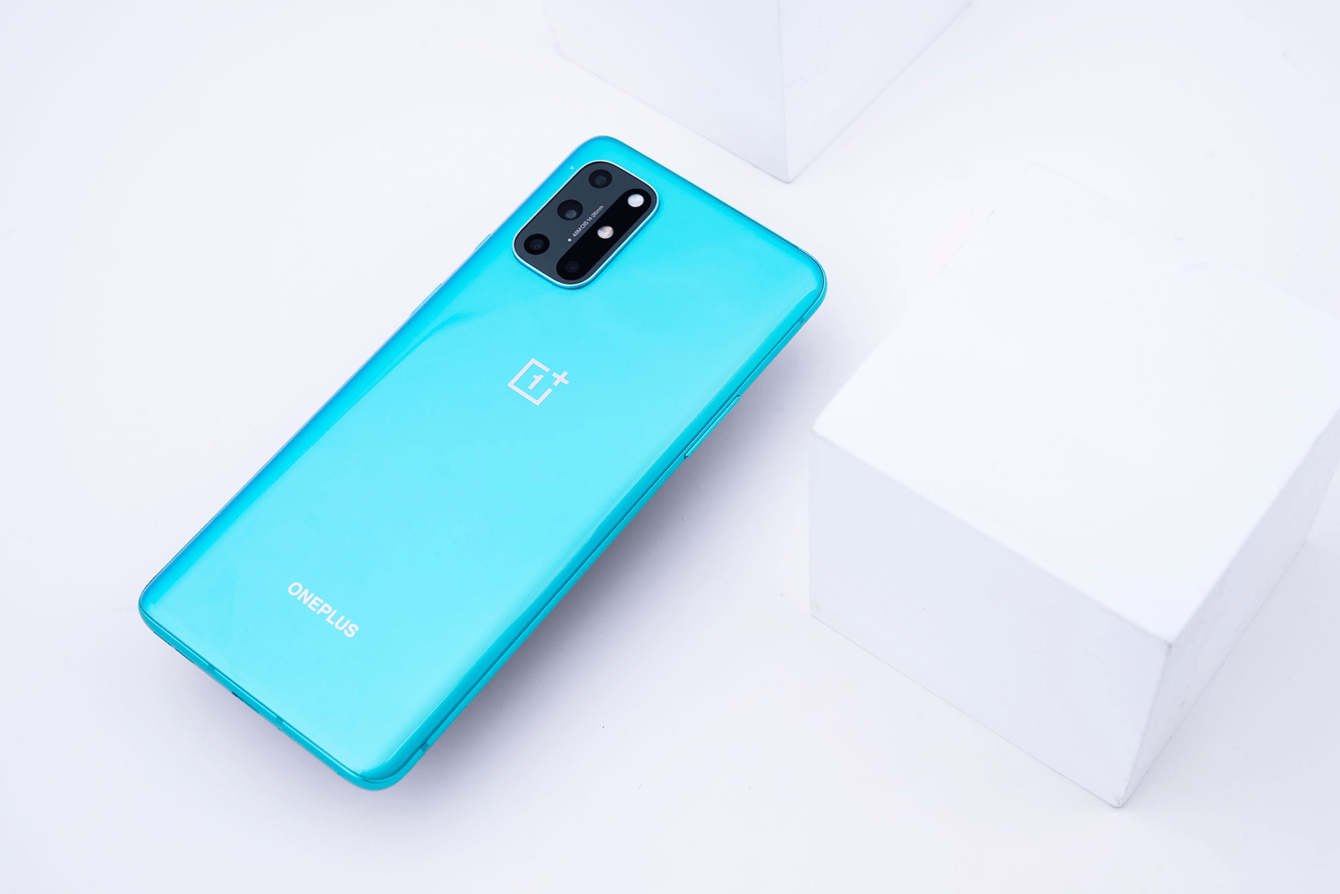 (一加8t)更加值得一提的是,oppo a8作为q3国内畅销手机top10,还提供了