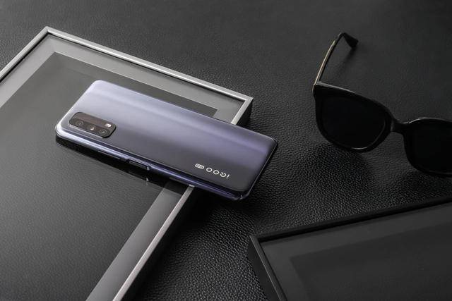 原创120hz 双模5g仅1965元,还有5000mah 256gb,这才是真香5g千元机