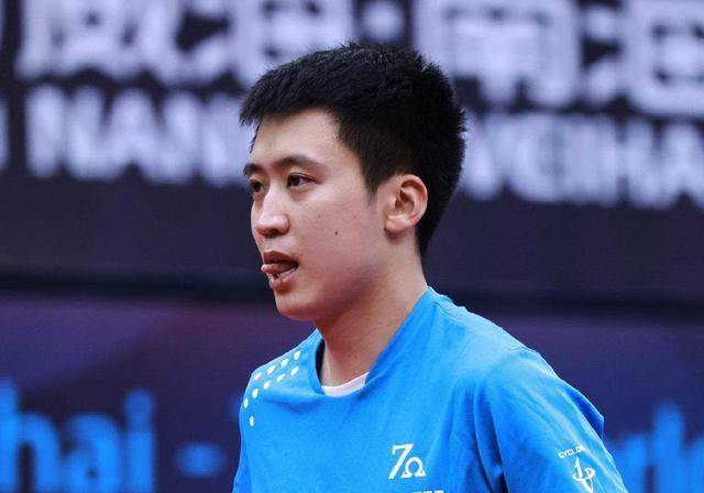 世界乒坛第一帅4-2力克4号种子,声称将比赛当游戏享受_郑荣植
