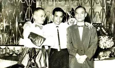 國內珠寶品牌為什么都姓周？