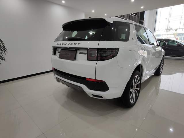 到店体验 全新路虎发现运动版,标配全时四驱,40万可以拿下