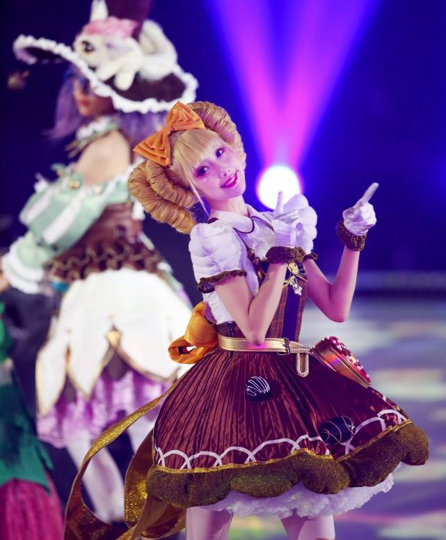 和平精英pec现场cos赏析,这个小黄鸭我承包了!