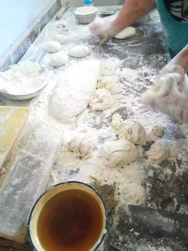 汜水镇的烧饼夹