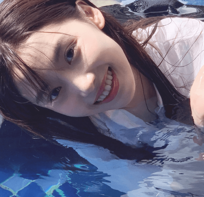 王思聪评论半藏森林泳装照,国民老公也吃"茶艺大师"这一套?