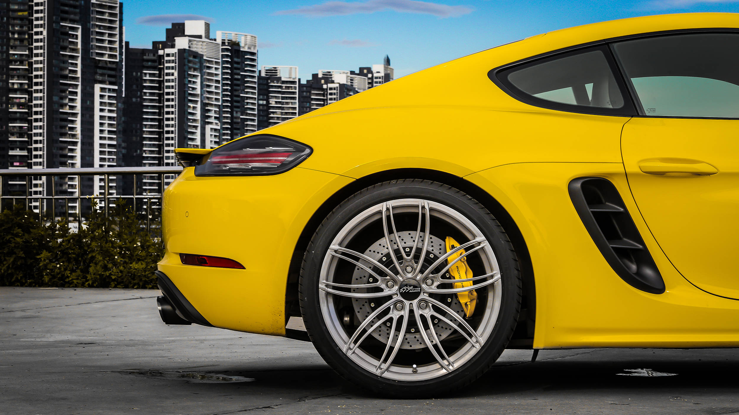 保时捷718caymans改装20寸mmx轮毂