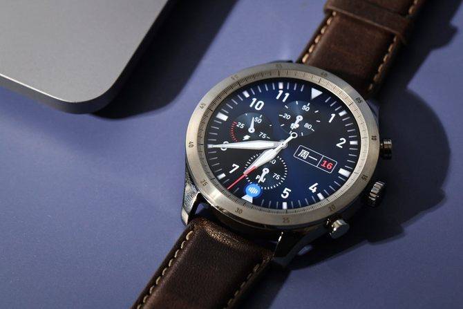 zepp新款旗舰智能腕表发布机械手表设计30天续航