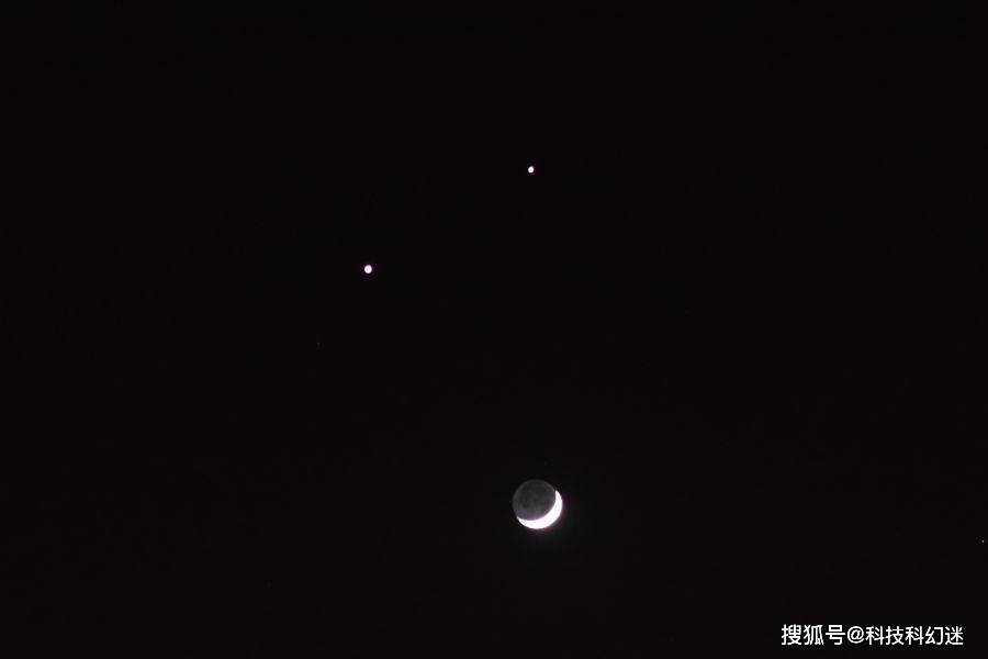 请定好您的闹钟,今夜,共赏"双星伴月"天文奇观