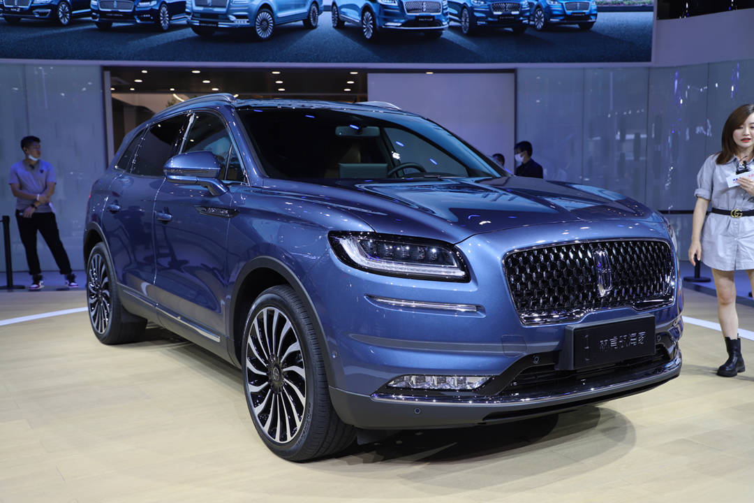 全新林肯飞行家荣膺"2021年中国年度suv"大奖全新林肯飞行家上市4个月