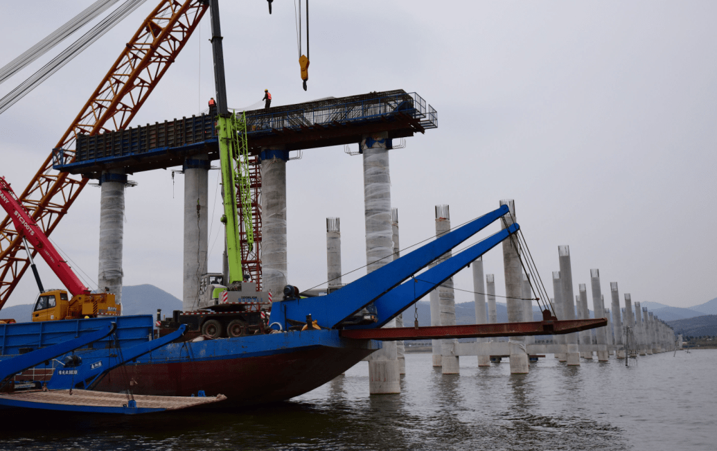 最美扶贫高速西淅高速建设快速推进