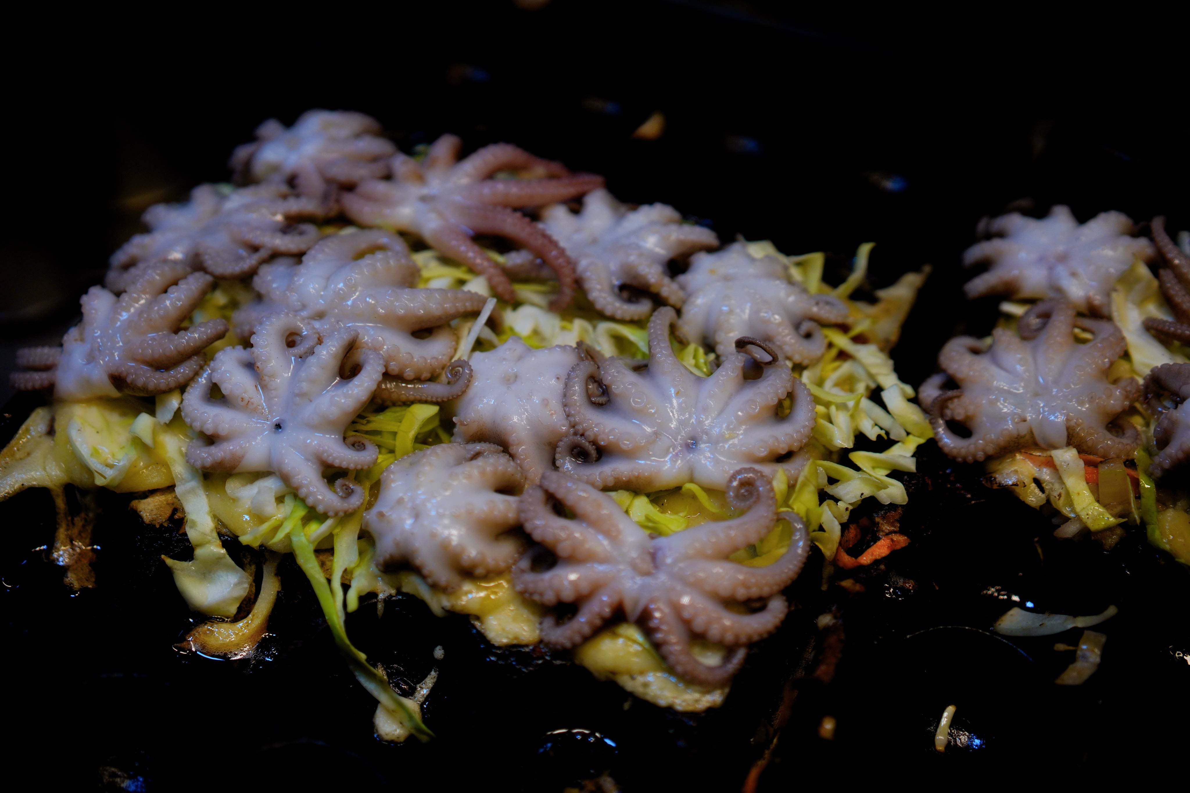 你见过一整只章鱼的章鱼烧吗?plus版章鱼烧,只有这能吃到