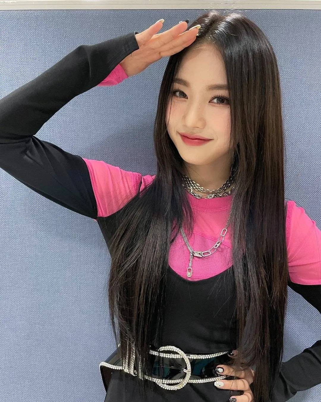 韩国同期五代新女团颜值对比asepa与stayc谁赢了