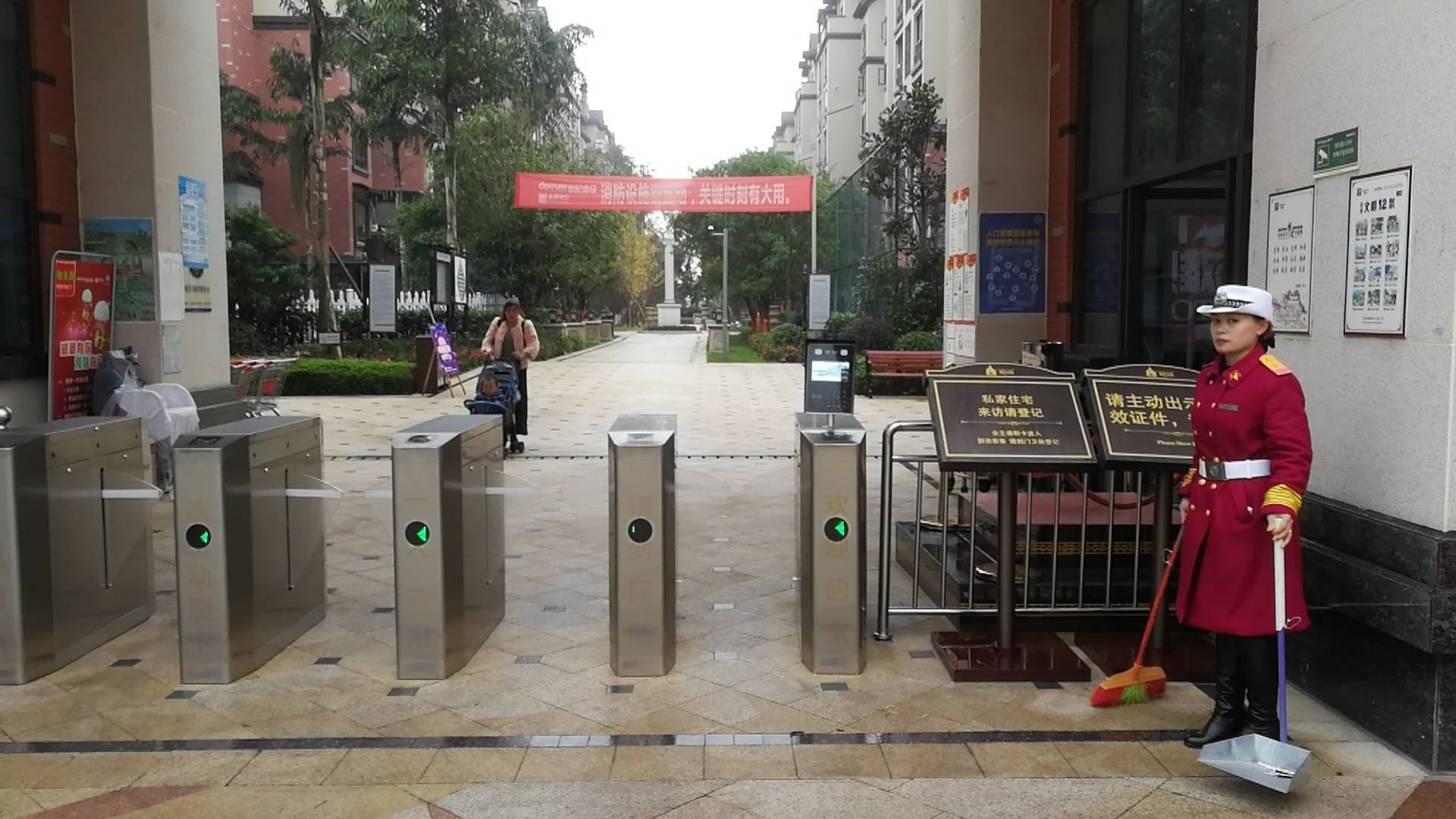 西墨智慧社区门禁系统改造升级闸机式人脸识别门禁