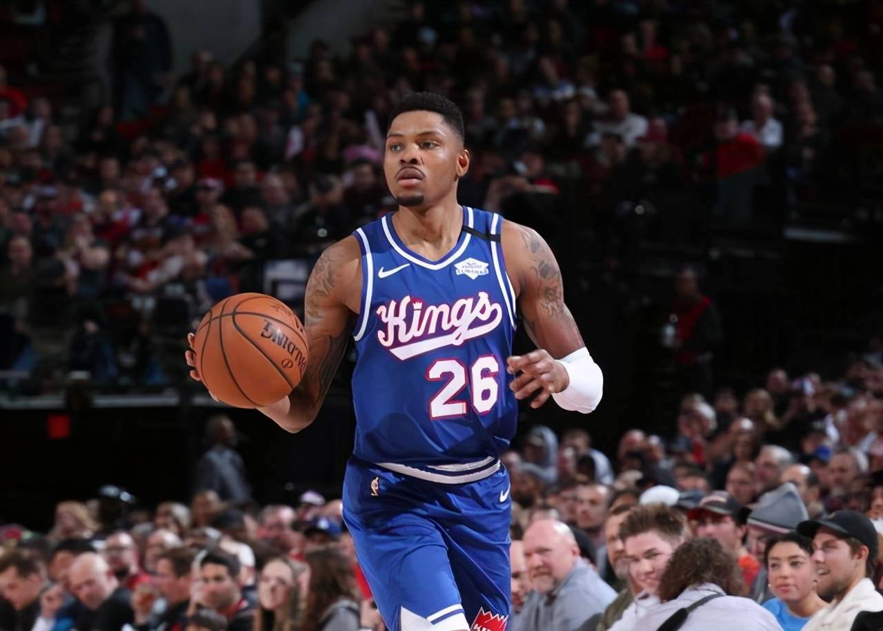 只为和库里一起并肩作战,以老将底薪加盟勇士._贝兹莫尔