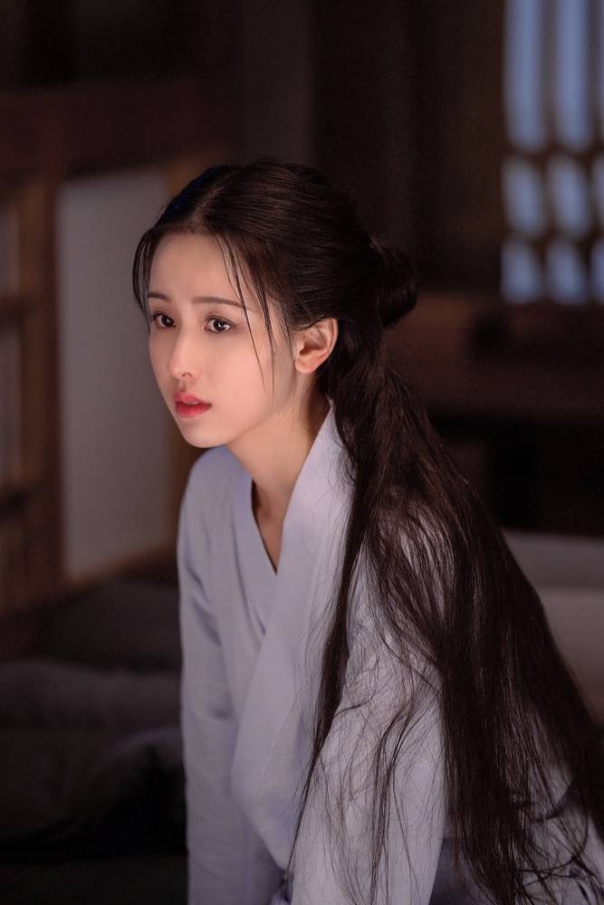 陈都灵大型古装史诗剧《浣溪沙》杀青演绎经典美人角色郑旦引期待
