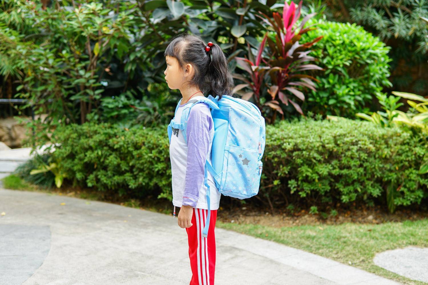 给上小学的女儿减负gmtforkids儿童书包晒单