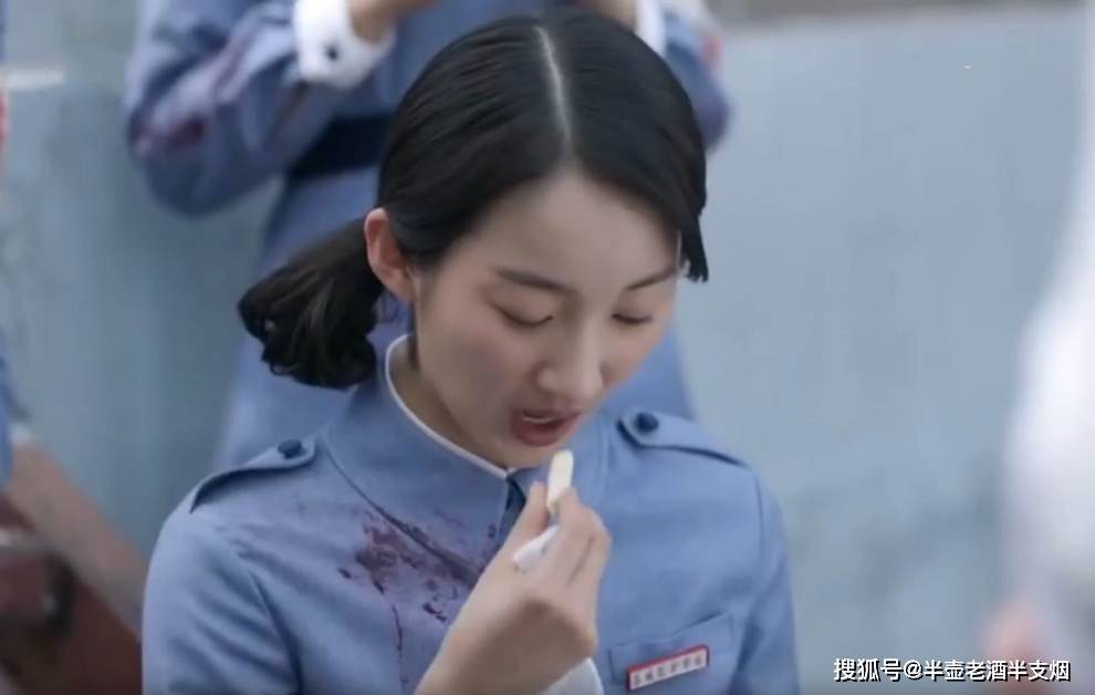 亮剑3的雷人场面:王云山吃炒豆护士揣手机,还有人看见了大白兔